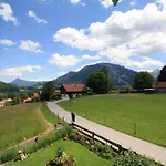 Schneider-hof Inkl. Chiemgaukarte مزرعة للإقامة *